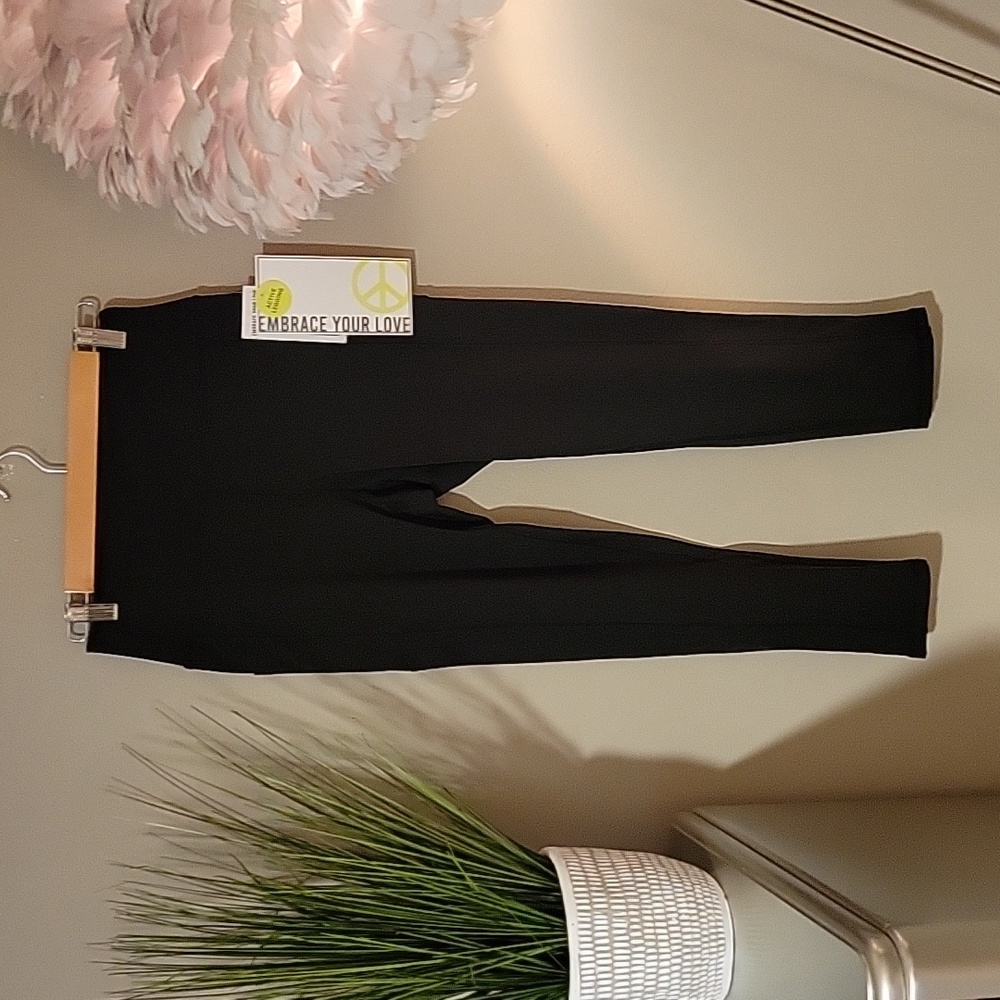 NWT Active Leggings